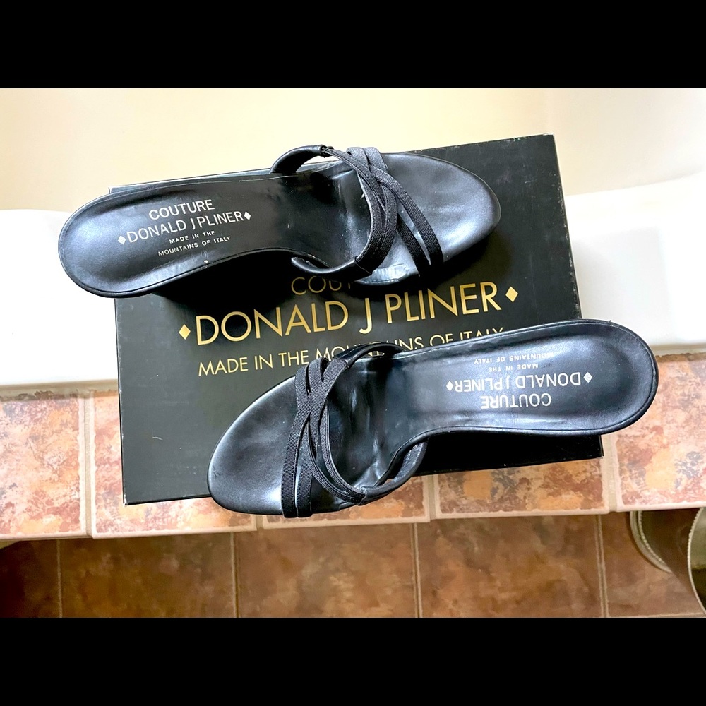 Donald J Pliner Couture Wedge Sandals